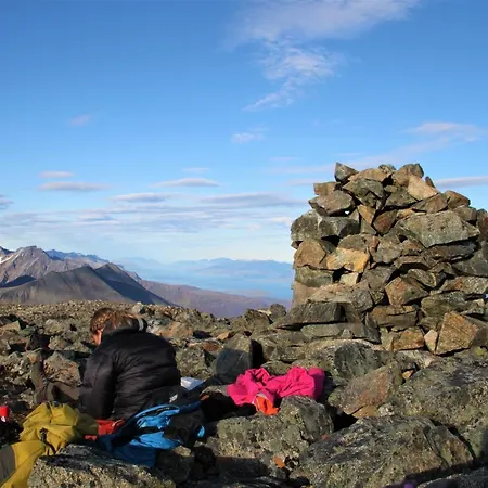 Lyngen Elements - Larsvoll Gard * Lyngseidet